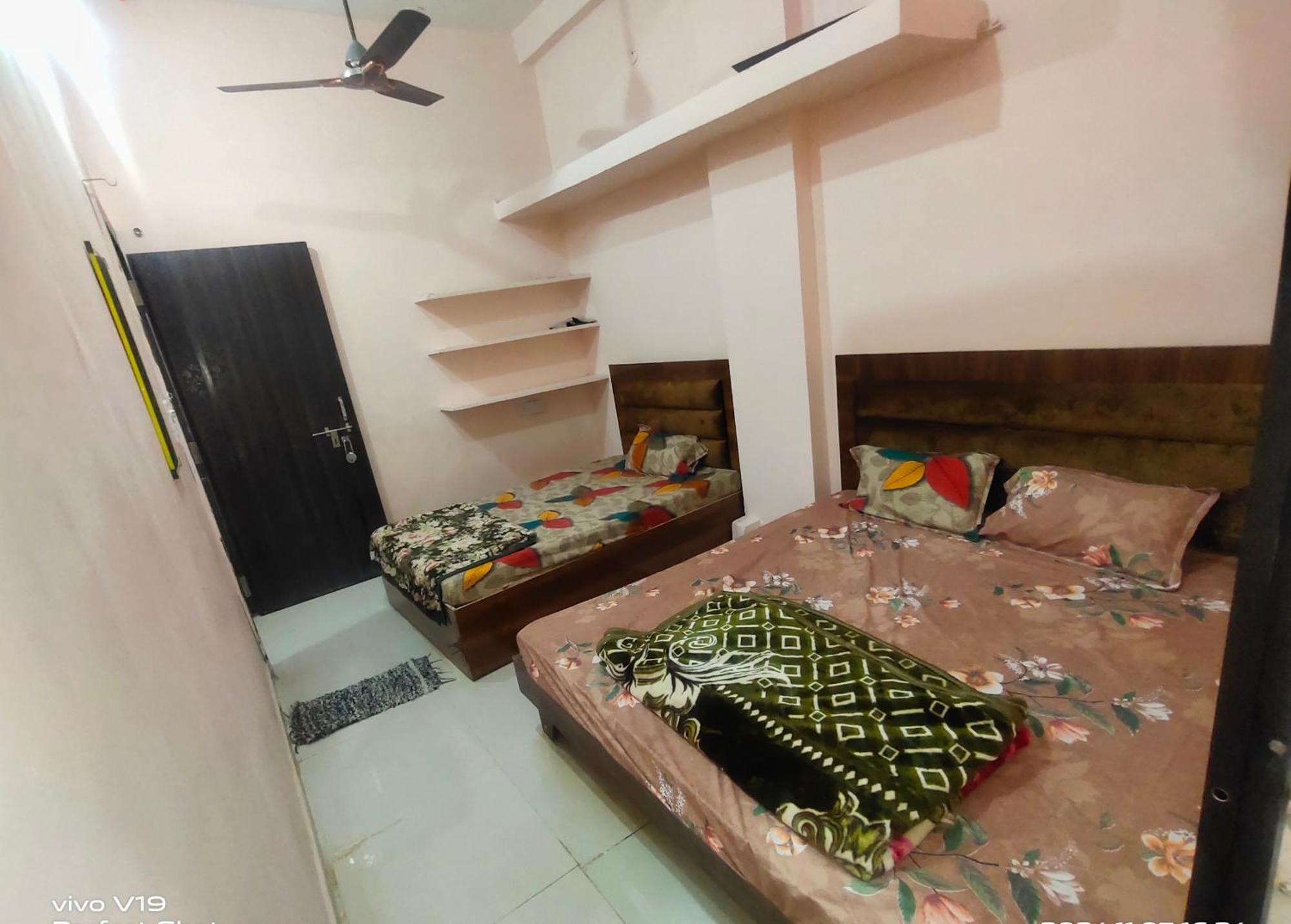 Deviksha Home Stay Ujjain Exterior foto